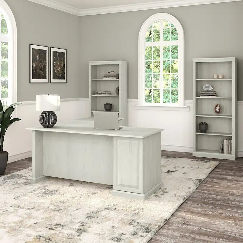 Scrivania per computer e libreria a forma di L Saratoga di Bush Furniture