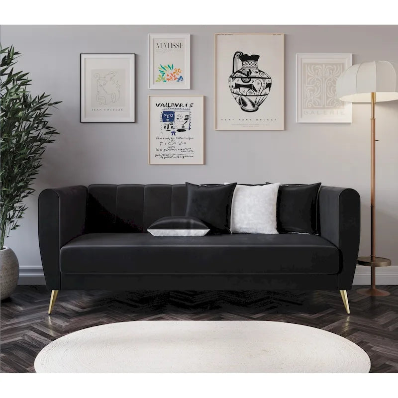 Divano Scarlett Velvet a 3 posti con braccioli svasati e 4 cuscini decorativi