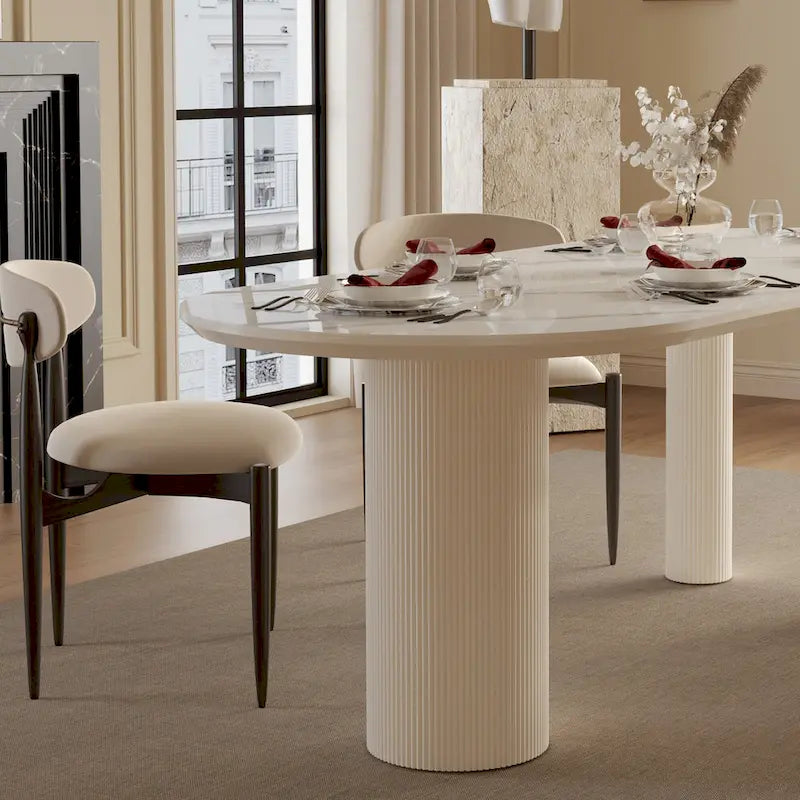 Tavolo da pranzo Luxe Creamy con gambe a colonna romana