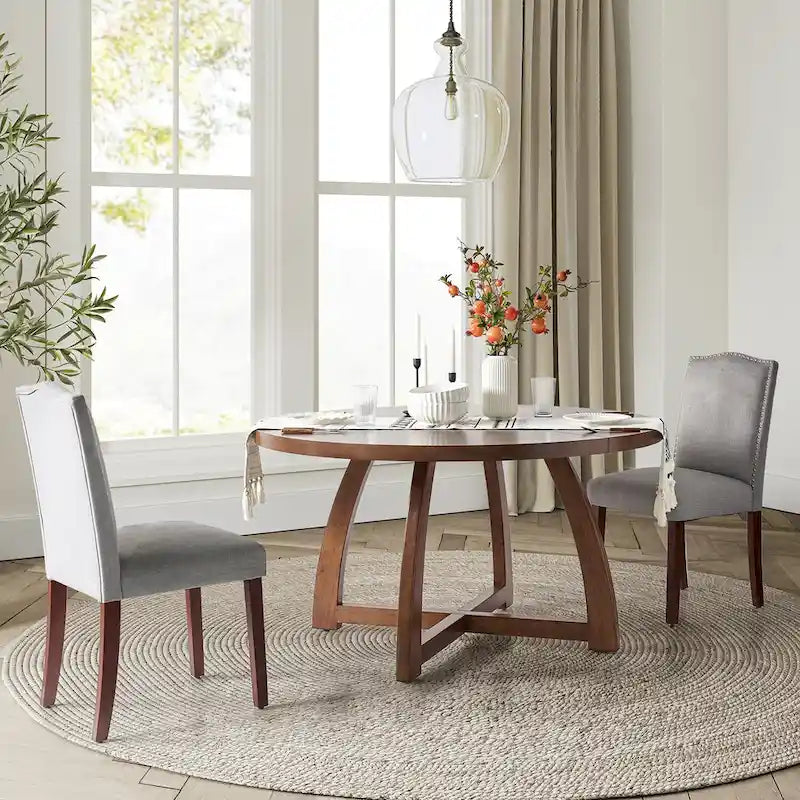 Tavolo da pranzo rotondo in legno massello Bryan Mid-century Modern 54 di HULALA HOME