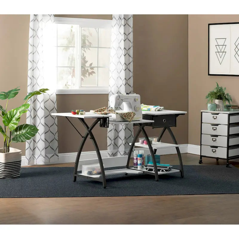 Scrivania da cucito Comet Plus con o senza griglie superiori per il taglio